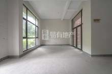 逸城别墅 4室2厅4卫 210.00m² 320万