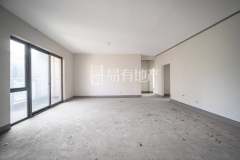 逸城(公寓住宅) 3室2厅2卫 141.93m² 204万
