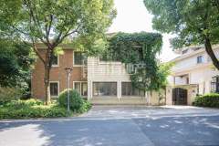 云水山居(别墅) 5室3厅4卫 340.45m² 898万