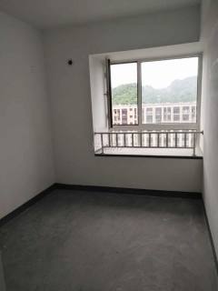 天阳云筑 3室2厅2卫 116m² 3300元/月