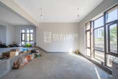 富春红郡(别墅) 4室2厅3卫 302.47m² 548万