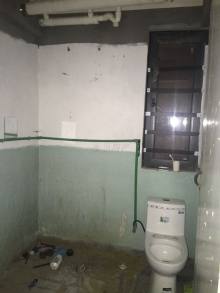 篁外 4室2厅3卫 150m² 450万