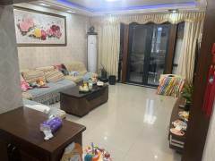 五月香山(公寓住宅) 3室2厅2卫 143.00m² 180万