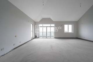 颐景山庄(公寓住宅) 4室3厅2卫 172.00m² 180万