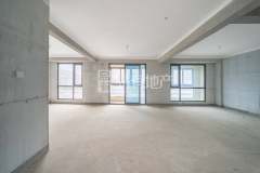 金汇首府 3室2厅2卫 109.09m² 230万