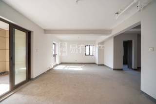 万科容大金色家园 3室2厅2卫 118.00m² 185万