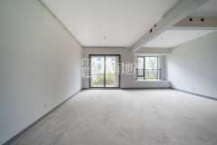 九龙仓雍景山(公寓住宅) 3室2厅2卫 134.24m² 235万