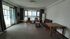 山水美庐 4室2厅3卫 153.21m² 2800元/月