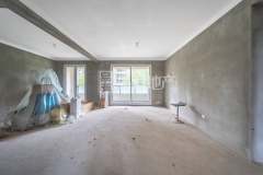 中天富春诚品二期 4室2厅2卫 125.84m² 164.8万