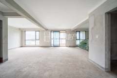 金汇首府 3室2厅2卫 109.34m² 189万