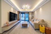 银湖宸语 3室2厅2卫 93.37m² 145万