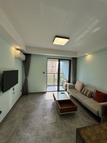 秦忆荣府南区 1室1厅1卫 70.00m² 1500元/月