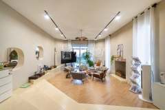 九龙山庄(别墅) 5室2厅4卫 285.30m² 16000元/月