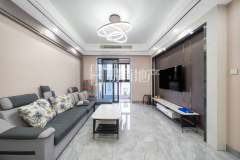 金汇首府 3室2厅2卫 86.00m² 178万