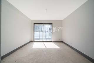 望钰和府北区 4室2厅2卫 140.00m² 128万
