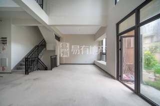 九龙仓雍景山(别墅) 4室2厅4卫 138.49m² 540万