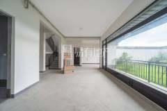 九龙仓雍景山(别墅) 3室2厅3卫 155.88m² 539万