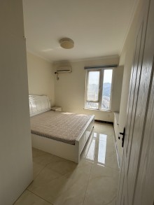 九龙仓雍景山(公寓住宅) 3室2厅1卫 103.00m² 2500元/月