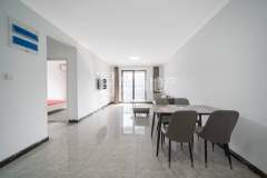 望钰和府南区 3室2厅2卫 110.00m² 120万