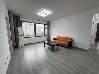 秦忆荣府北区 3室2厅2卫 110.00m² 2200元/月