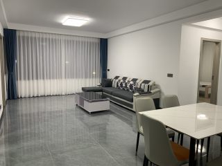 秦忆荣府北区 3室2厅3卫 110.00m² 2200元/月