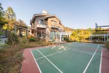 金都富春山居(别墅) 5室3厅3卫 303.00m² 2500万