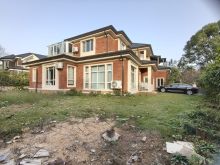 绿城七里香溪 4室3厅3卫 234.18m² 6700元/月