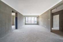 中天富春诚品二期 3室2厅2卫 120.06m² 175万