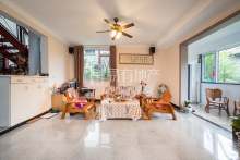 金苑山庄 4室3厅2卫 270.00m² 1195万