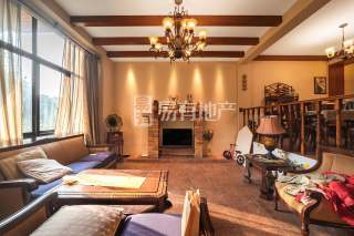 三江鸣翠蓝湾(别墅) 5室3厅2卫 213.96m² 580万