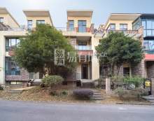 三江鸣翠蓝湾(别墅) 4室2厅3卫 212.58m² 450万