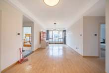 中天富春诚品二期 3室2厅2卫 99.73m² 189万