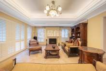 金都富春山居(别墅) 5室2厅3卫 366.00m² 2200万