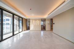 秦望府北一区 4室2厅2卫 131.90m² 5000元/月