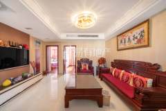 新桃源 4室2厅2卫 137.00m² 145万