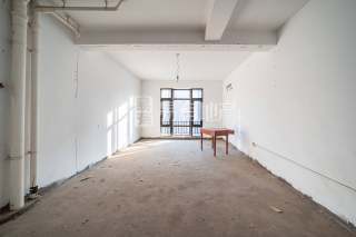 富春红郡(公寓住宅) 5室2厅3卫 201.71m² 340万