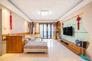 飞虹丁香花园 2室2厅2卫 107.76m² 1900元/月