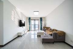 秦忆荣府南区 3室2厅2卫 120.00m² 2100元/月