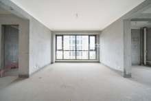 金汇首府 3室2厅2卫 109.34m² 205万