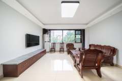 公望公寓 3室2厅2卫 106.60m² 115万