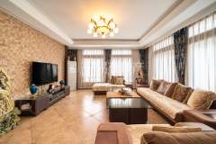 五月香山(别墅) 4室2厅4卫 241.47m² 650万