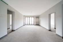 飞虹丁香花园 4室2厅2卫 161.01m² 190万