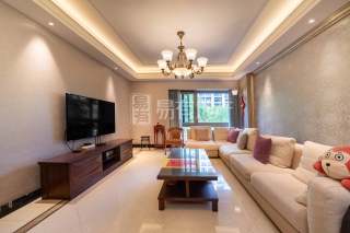 富春和园(公寓住宅) 3室2厅2卫 131.21m² 205万