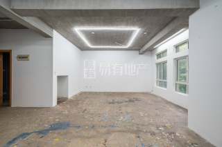 绿城七里香溪 4室3厅2卫 235.29m² 550万