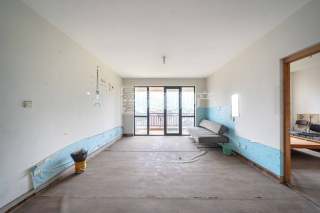 五月香山(公寓住宅) 3室2厅3卫 109.00m² 1000元/月