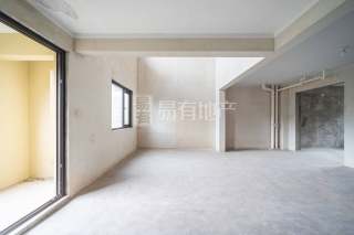 清源上林湖(公寓住宅) 4室2厅3卫 139.33m² 200万
