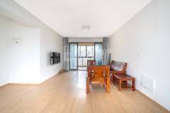 九龙仓世纪华府 4室2厅2卫 142.00m² 2200元/月
