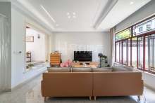 九龙一号 4室2厅3卫 297.64m² 450万