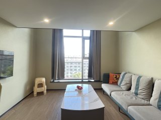 金汇之城 2室1厅1卫 40.00m² 1600元/月