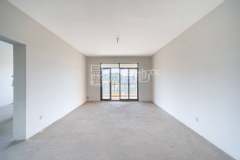 高桥花苑 4室2厅2卫 132.30m² 100万